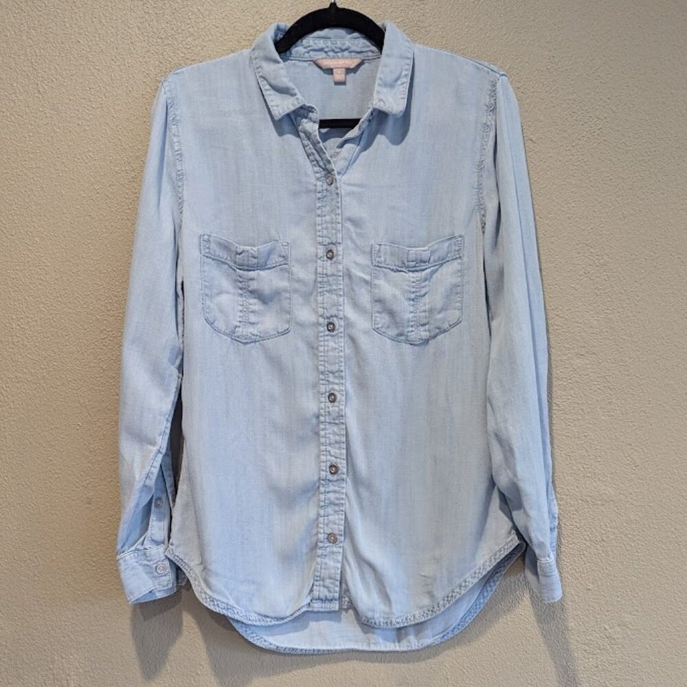 Banana Republic * Denim Button-Up Top *  Women’s Size Small
